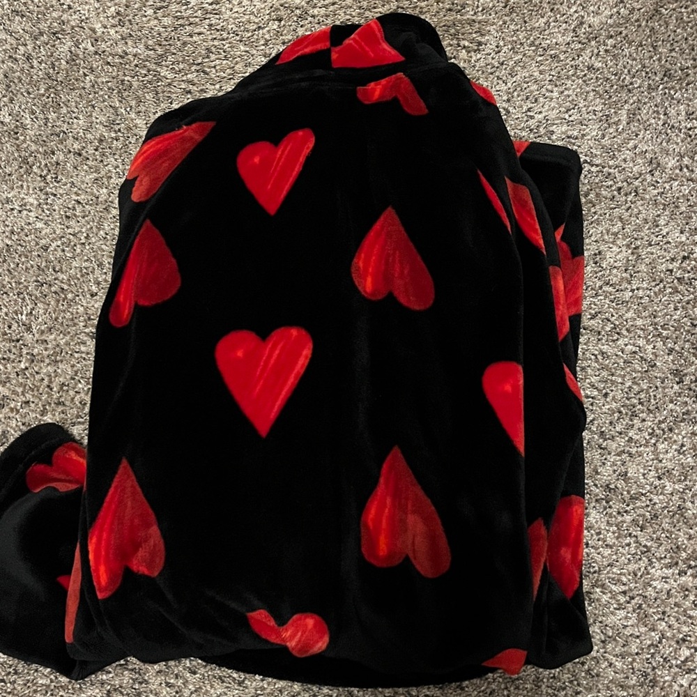 Victoria's Secret Black and Red Heart Robe - Picture 3 of 3
